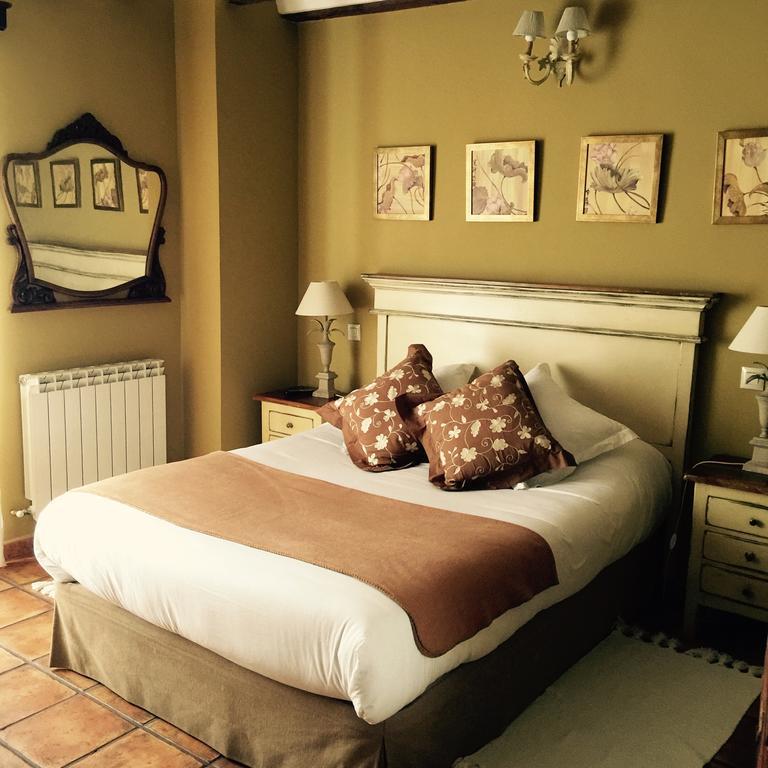 Affittacamere La Casona De Lucia Siguenza Esterno foto