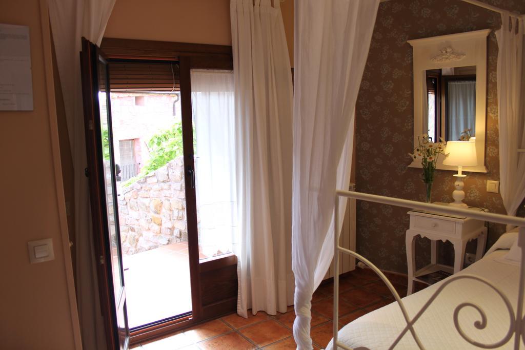 Affittacamere La Casona De Lucia Siguenza Esterno foto